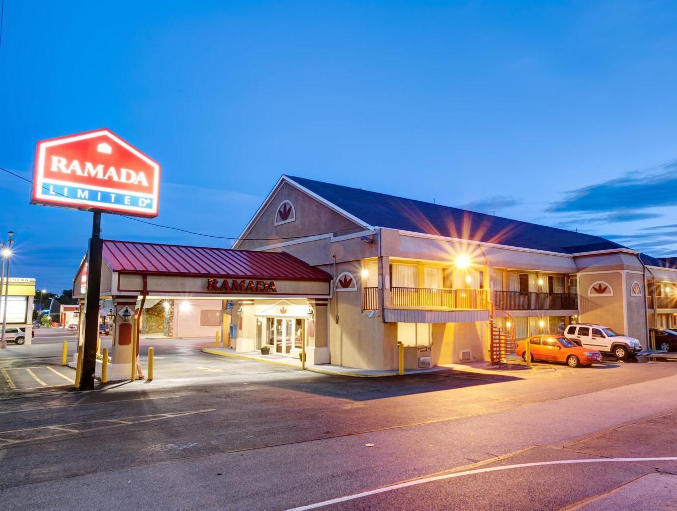 ホテル ラマダ リミテッド カッキースヴィル Cockeysville エクステリア 写真